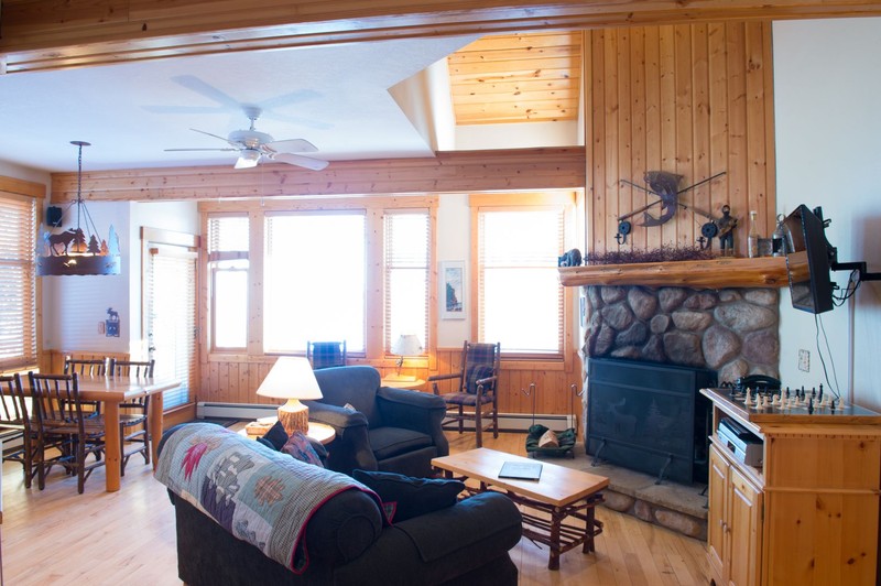 A picture of the inside of the Norway Spruce cottage